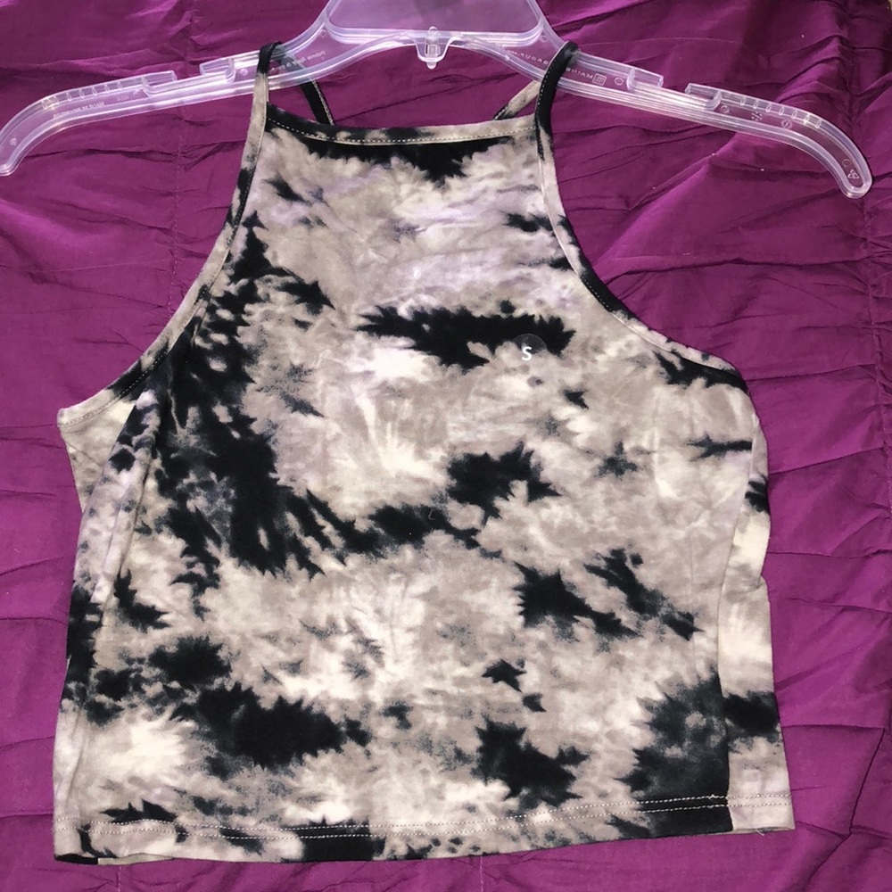 Tie-dye crop top
